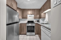 207-2055 Rue du Fort Montréal (Ville-Marie), QC H3H 2C8