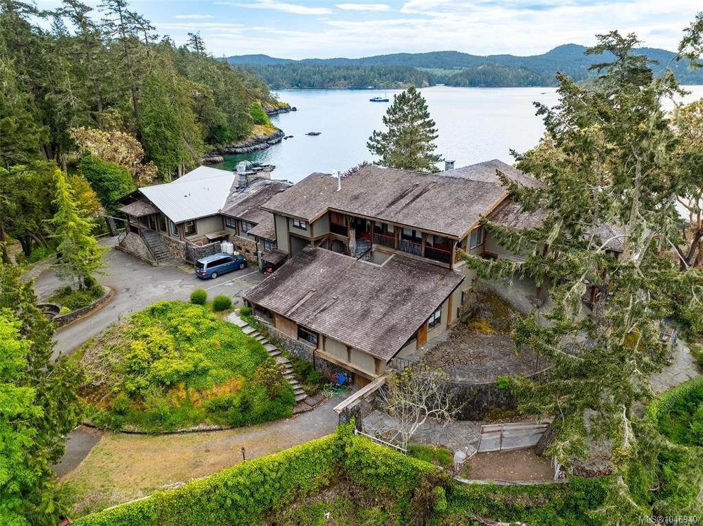 1424 Gillespie Rd, Sooke, BC
