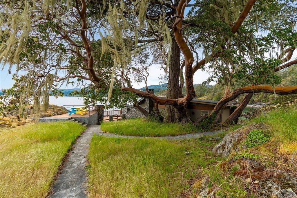 1424 Gillespie Rd, Sooke, BC
