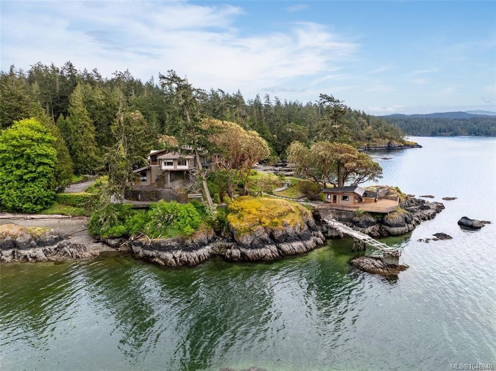 1424 Gillespie Rd, Sooke, BC