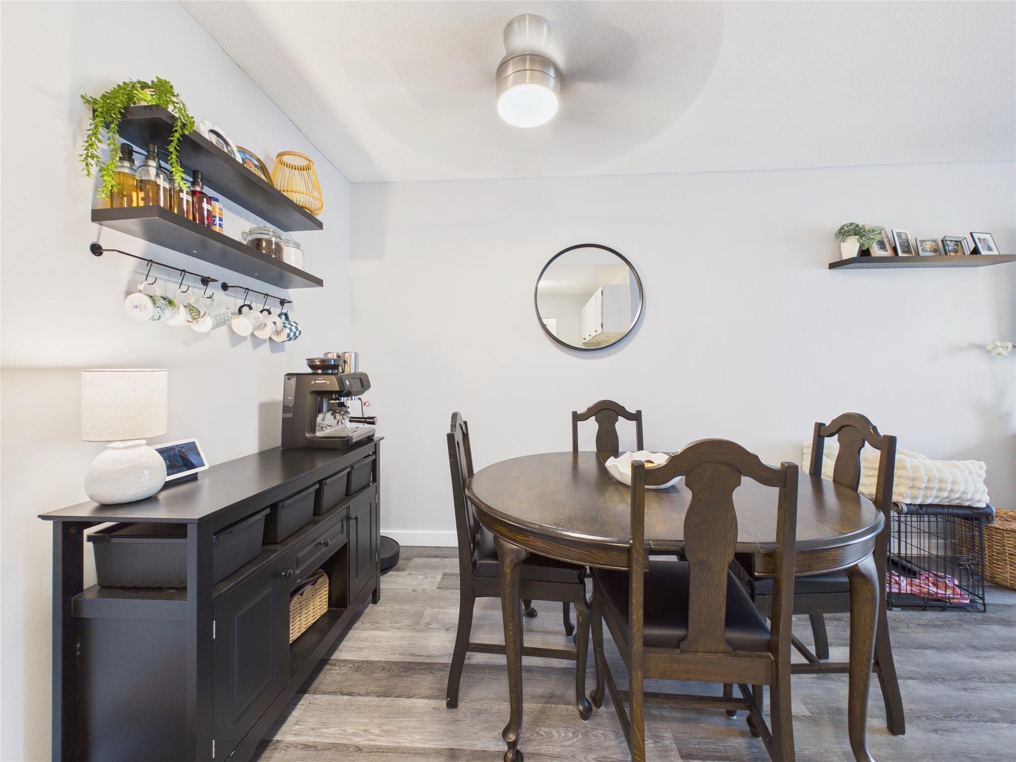 102-1108 23Rd Avenue, Cranbrook, BC - Indoor Photo Showing Dining Room