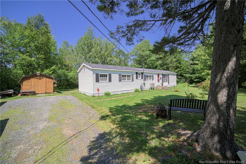 9 Maple Leaf Dr, Lincoln, NB