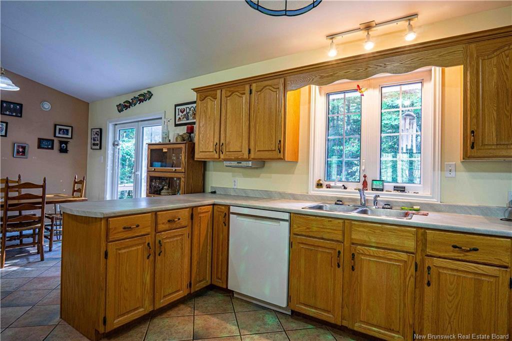 252 Railing Rd, Lincoln, NB