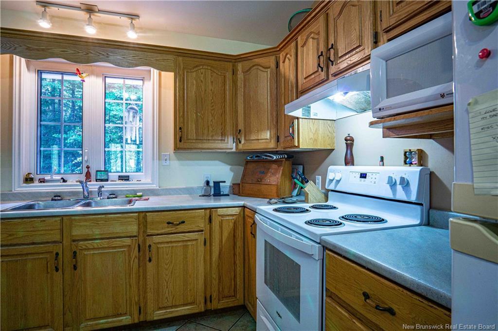 252 Railing Rd, Lincoln, NB