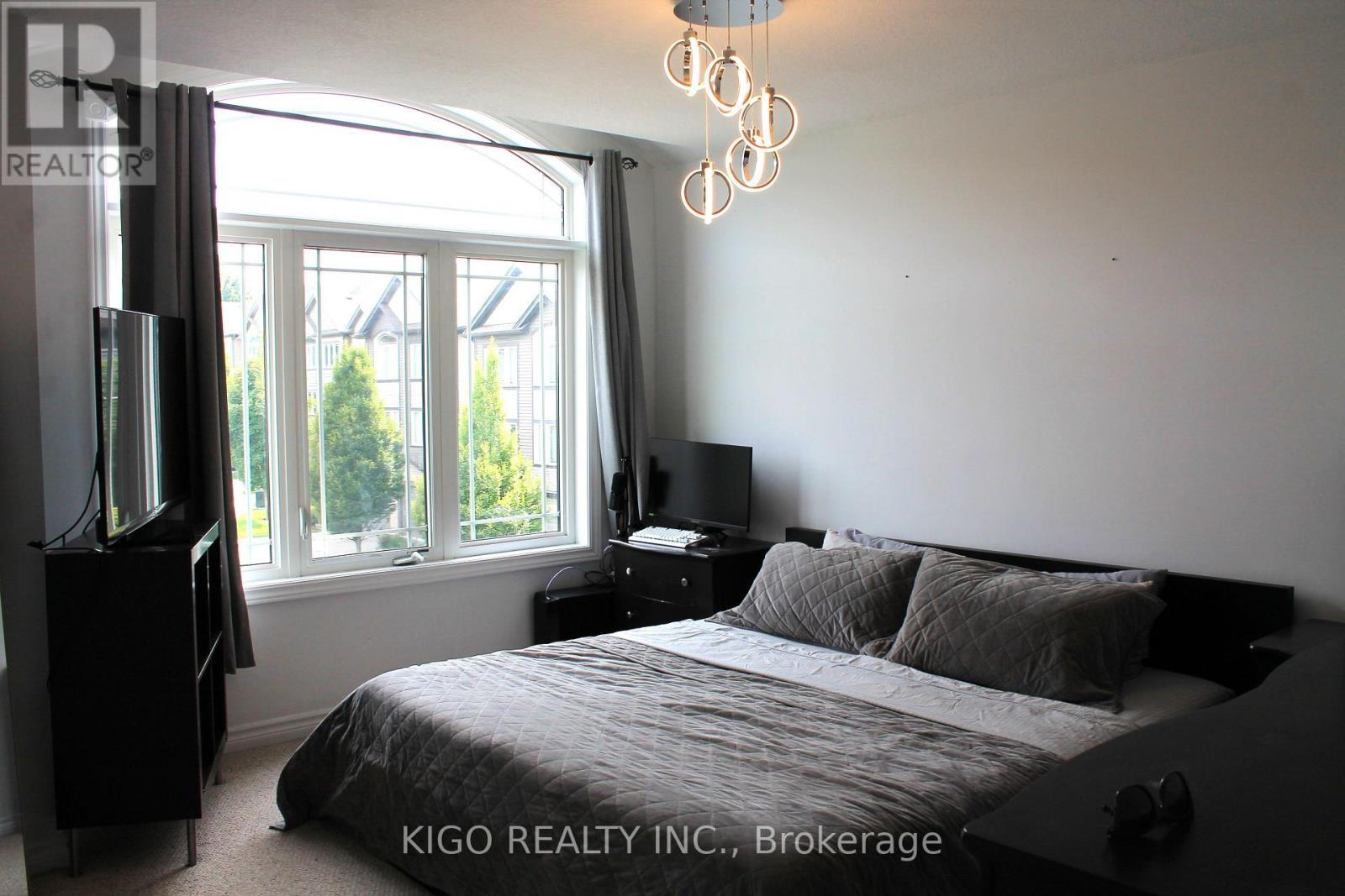 21 - 12 Poplar Drive, Cambridge, ON - Indoor Photo Showing Bedroom