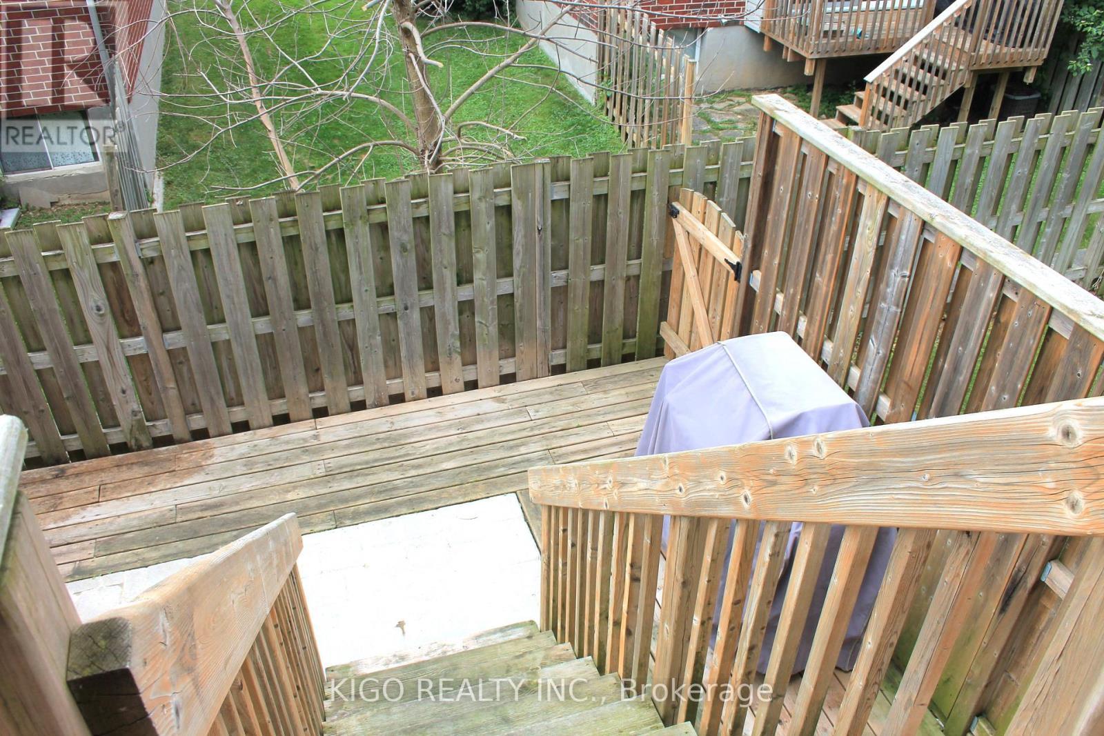 21 - 12 Poplar Drive, Cambridge, ON - Outdoor With Deck Patio Veranda