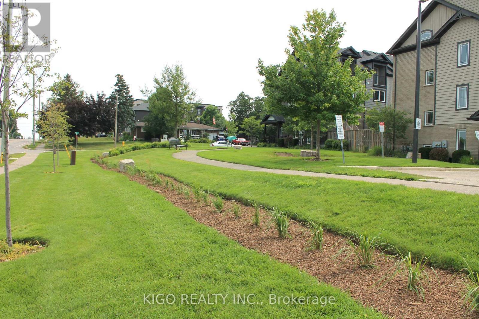 21 - 12 Poplar Drive, Cambridge, ON - Outdoor