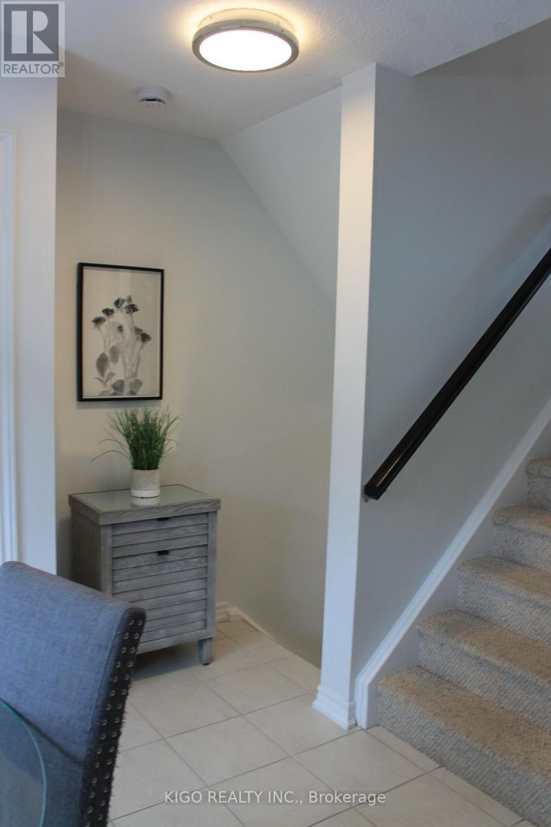21 - 12 Poplar Drive, Cambridge, ON - Indoor Photo Showing Other Room
