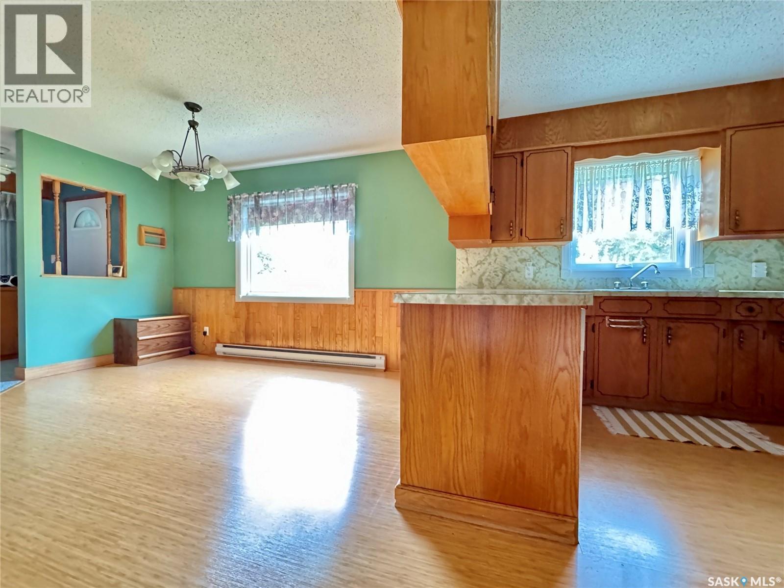 100 Henderson Street, Grayson, SK - Indoor Photo Showing Kitchen