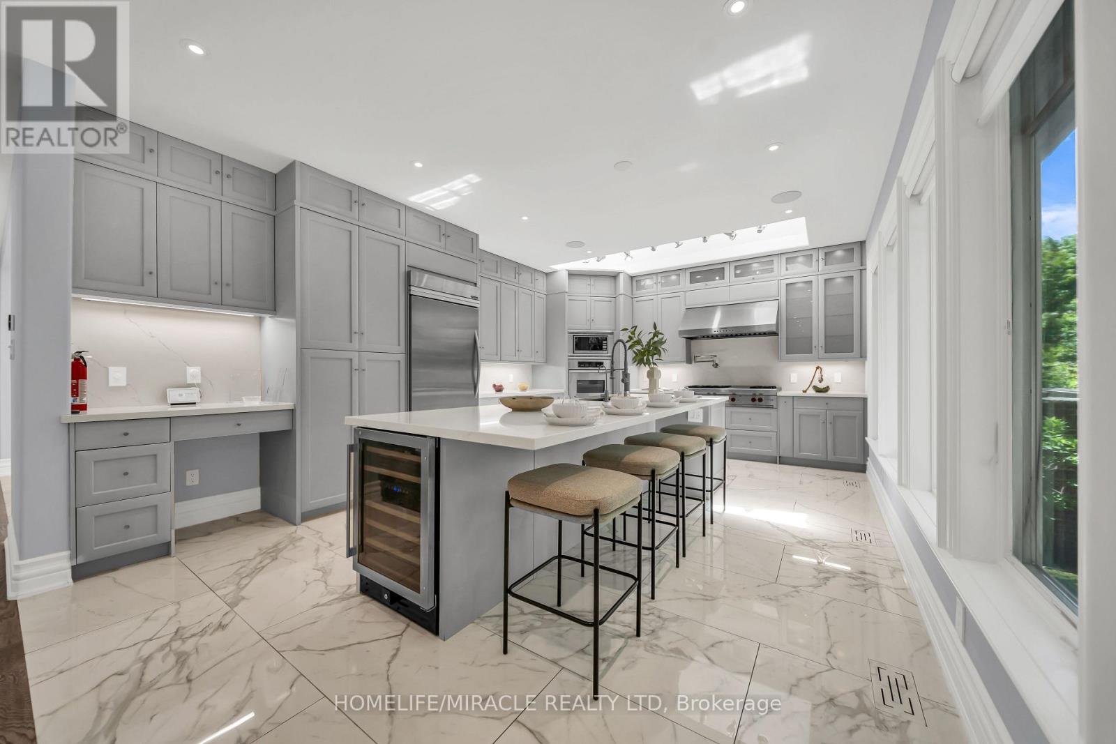 271 Oakhill Road, Mississauga, ON - Indoor