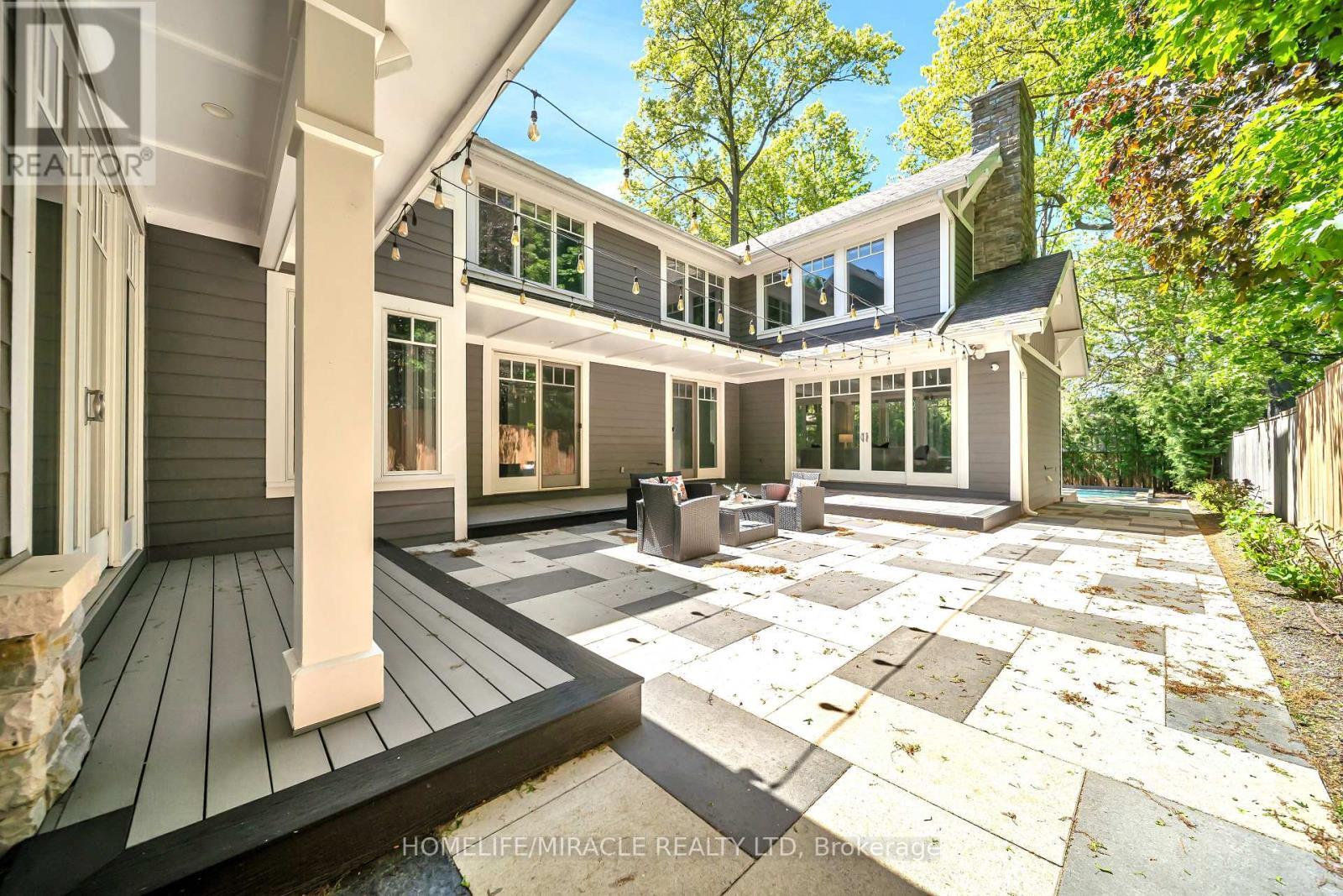 271 Oakhill Road, Mississauga, ON - Outdoor With Deck Patio Veranda With Exterior
