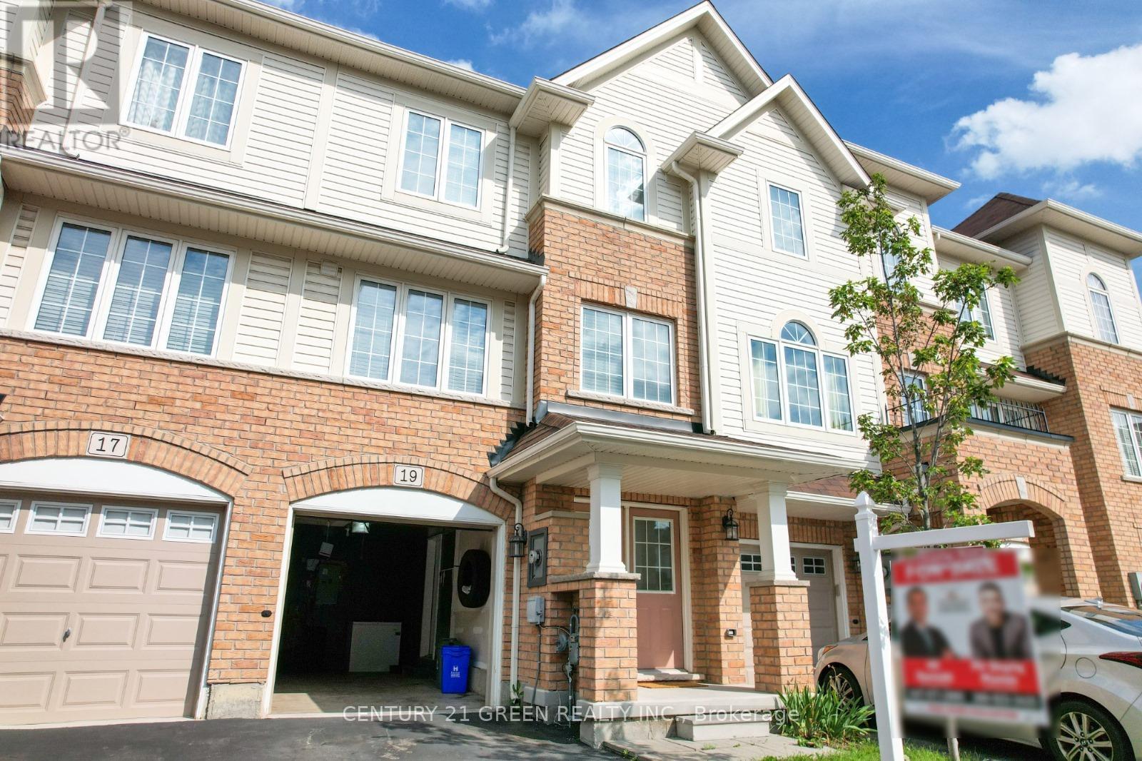 19 England Terrace, Hamilton, ON - Outdoor With Facade