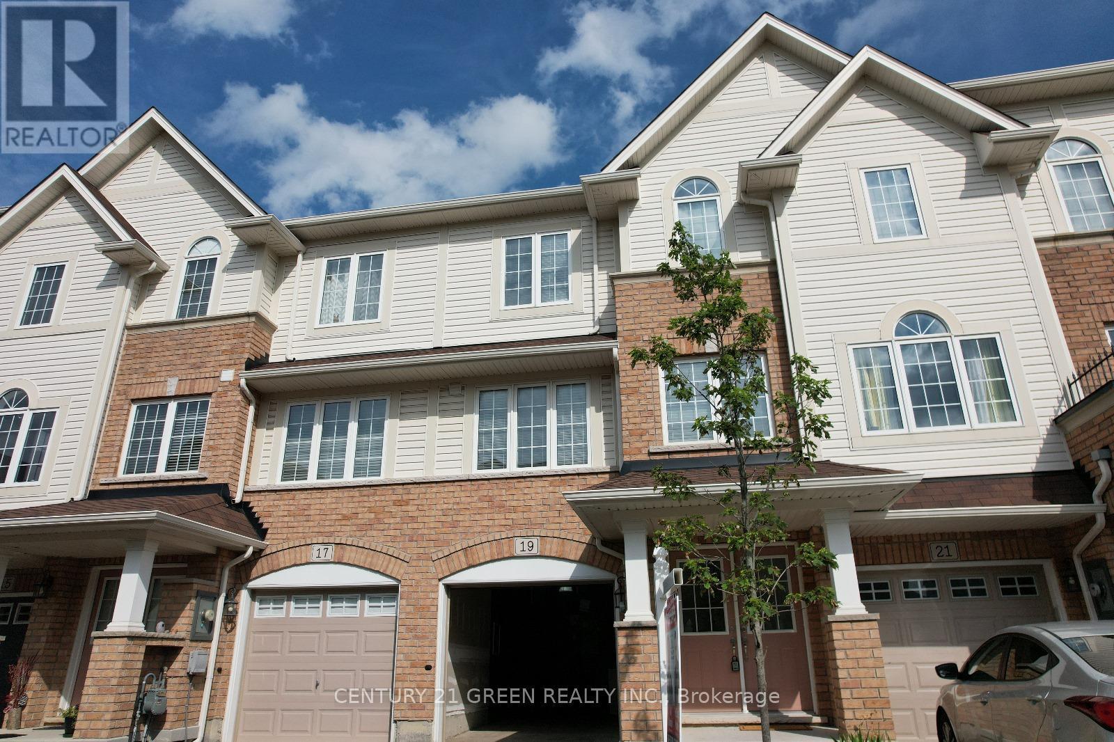19 England Terrace, Hamilton, ON - Outdoor With Facade