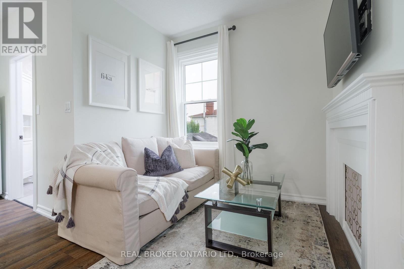 46 Murray Street E, Hamilton, ON - Indoor