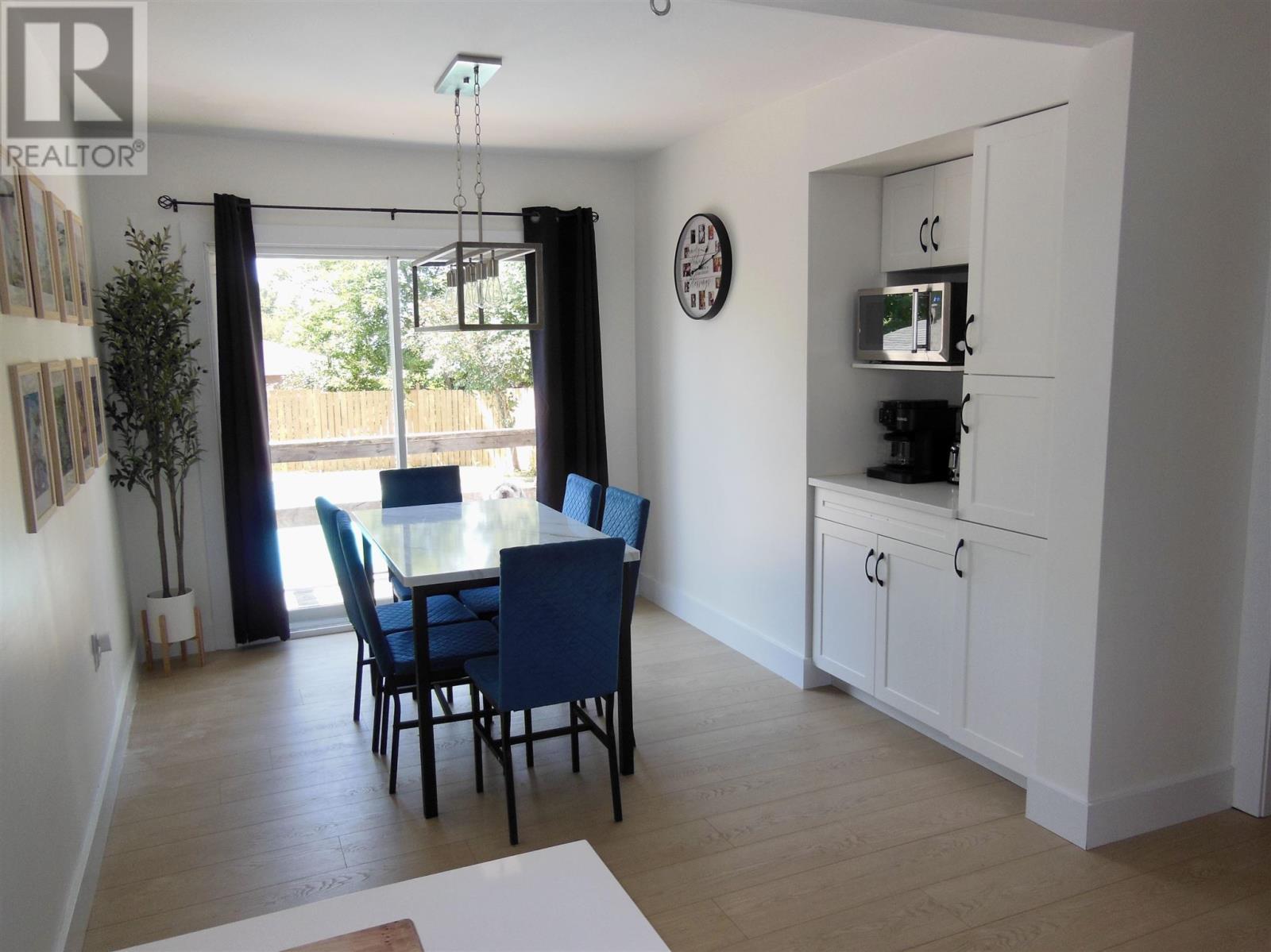 291 St. Patrick St, Sault Ste. Marie, ON - Indoor Photo Showing Dining Room
