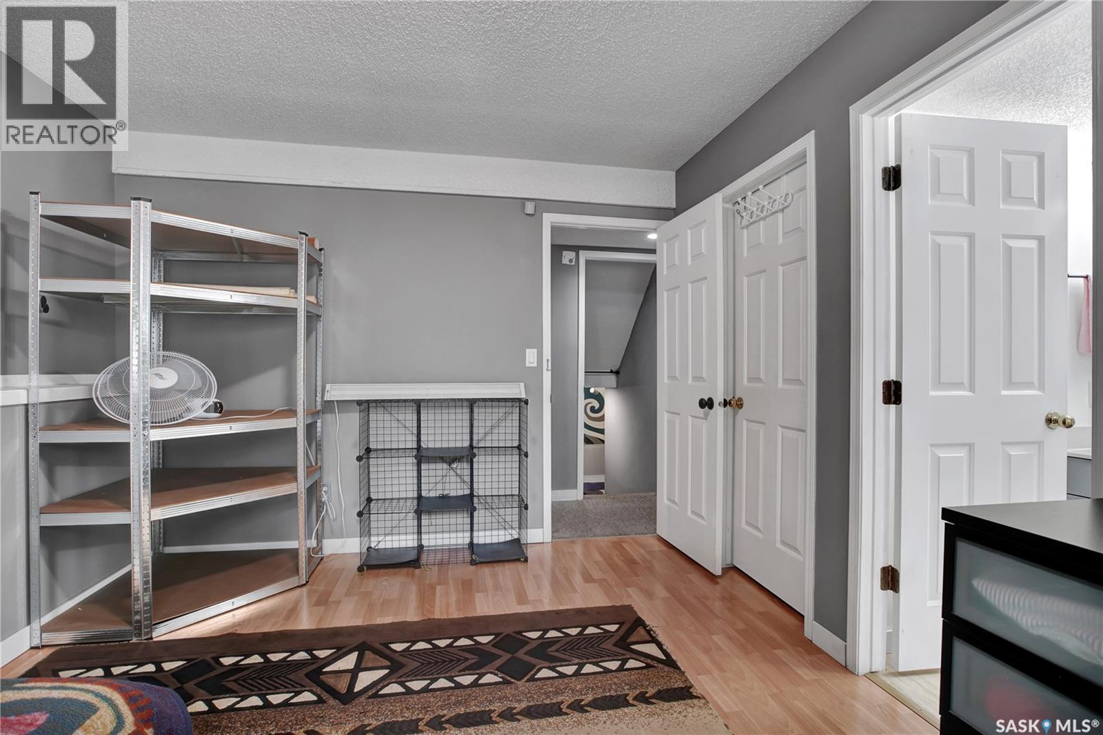 519 Webster Street, Saskatoon, SK - Indoor