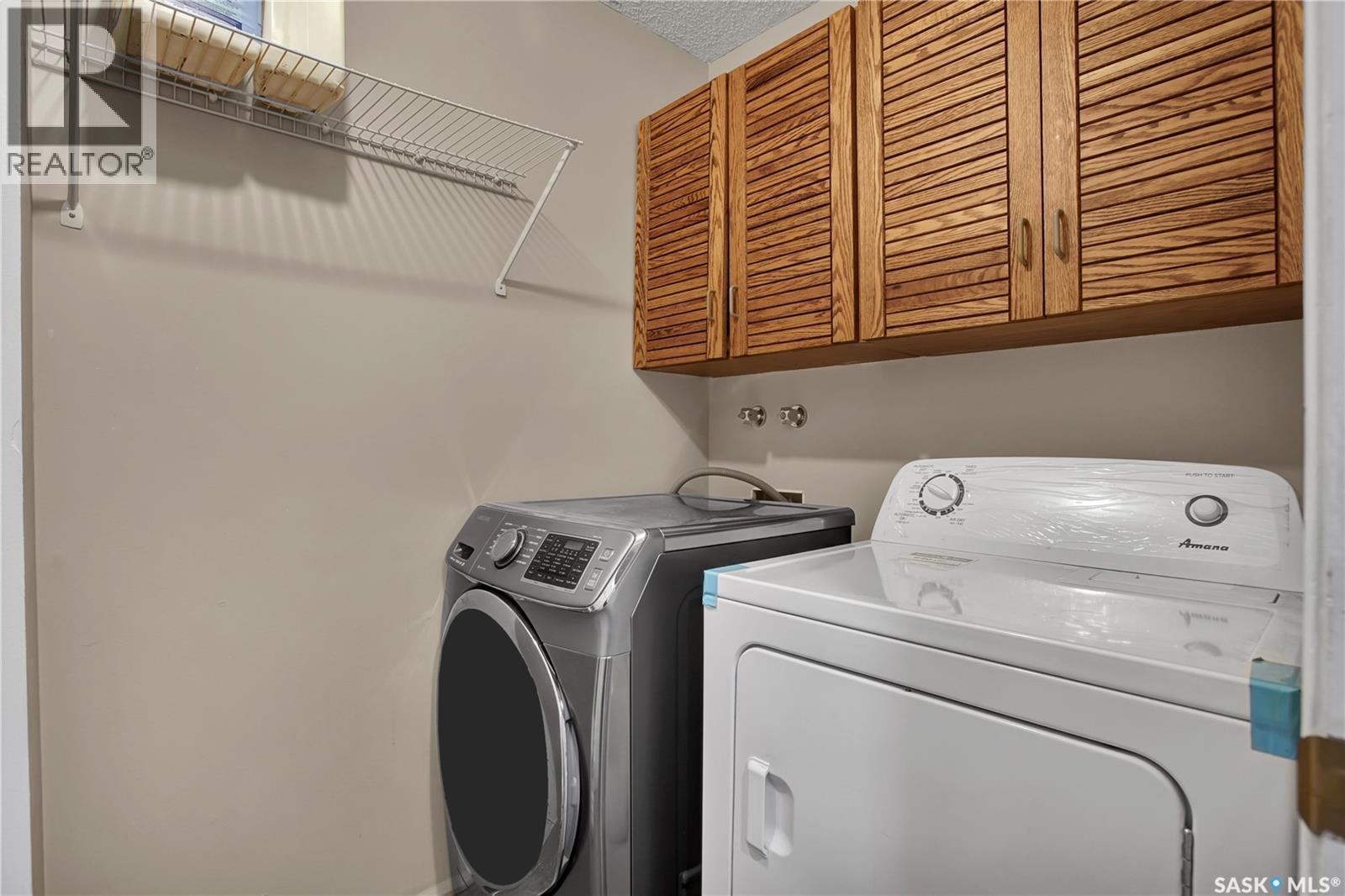 519 Webster Street, Saskatoon, SK - Indoor Photo Showing Laundry Room