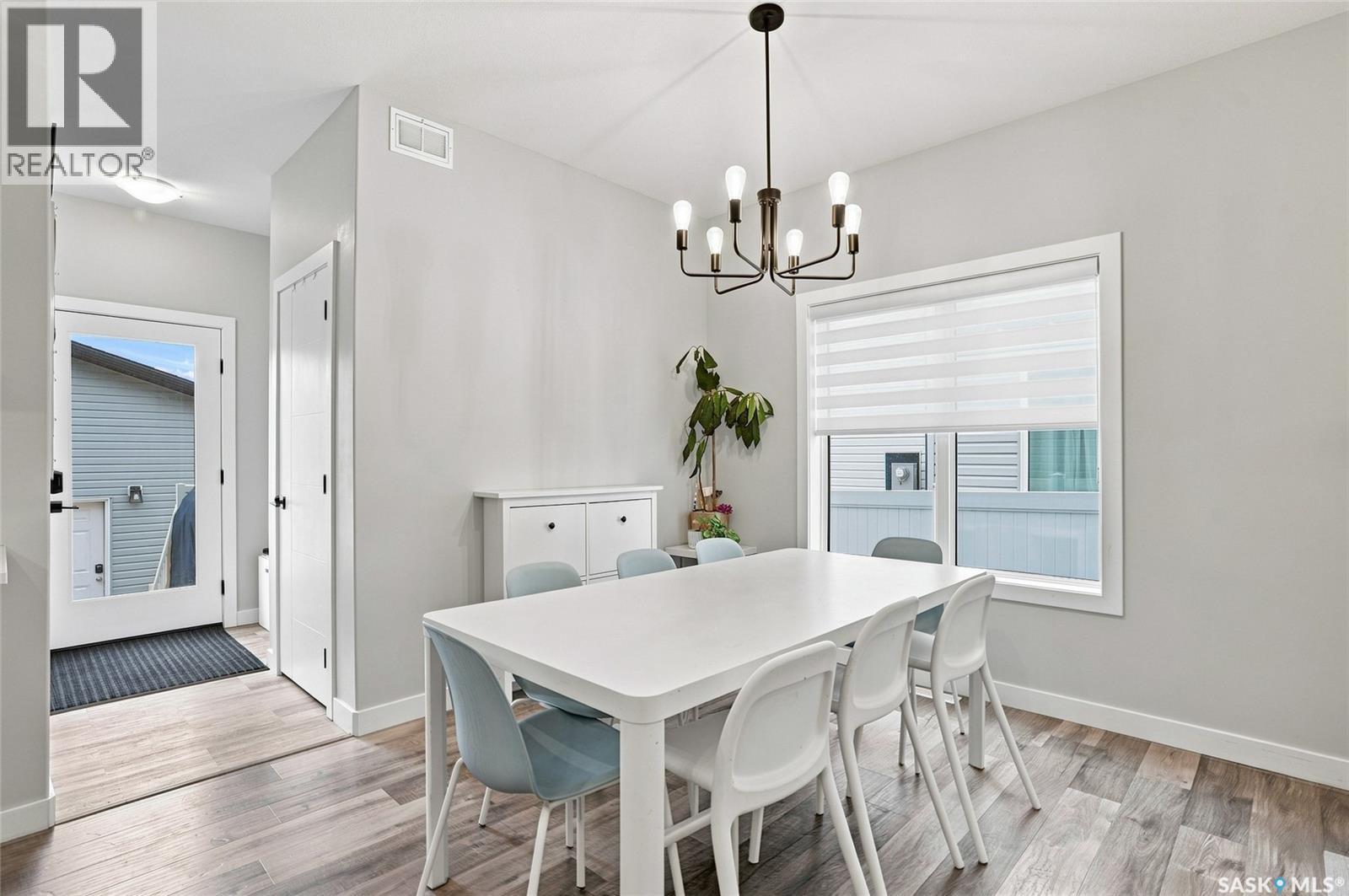 222 Dubois Crescent, Saskatoon, SK - Indoor Photo Showing Dining Room