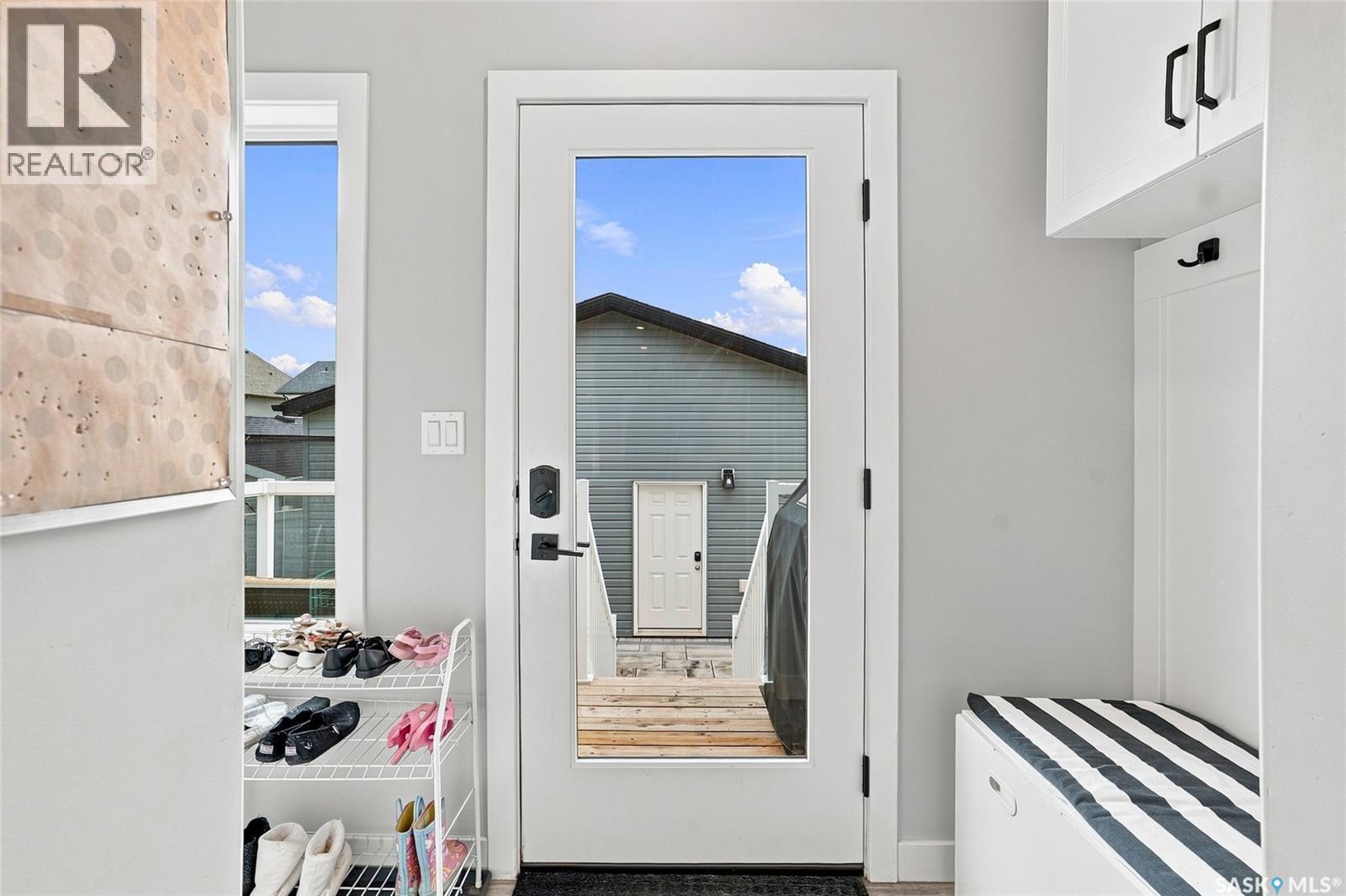 222 Dubois Crescent, Saskatoon, SK - Indoor Photo Showing Other Room