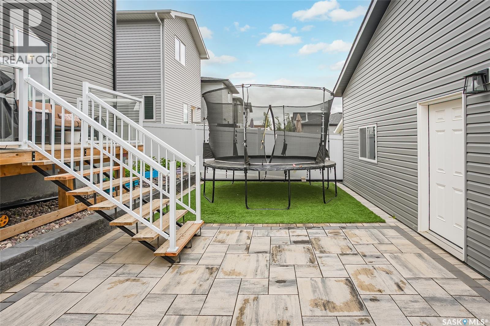 222 Dubois Crescent, Saskatoon, SK - Outdoor With Deck Patio Veranda