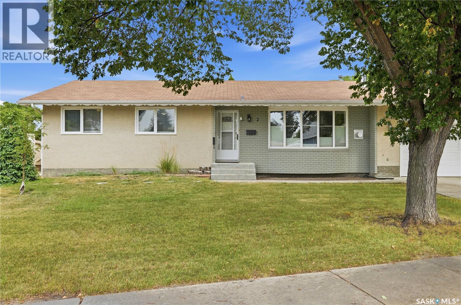2 Springstein Avenue, Regina, SK - Outdoor