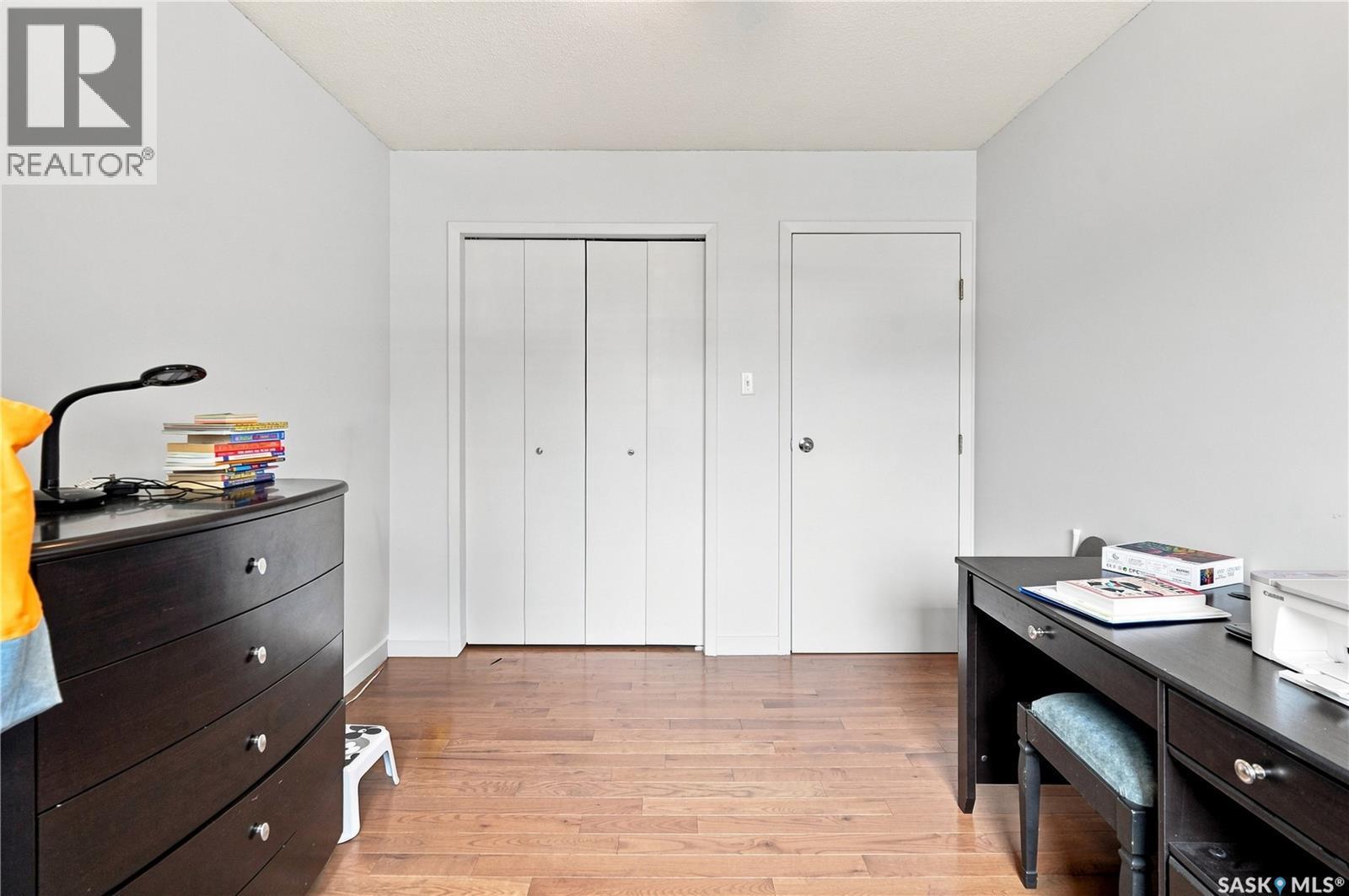 2 Springstein Avenue, Regina, SK - Indoor
