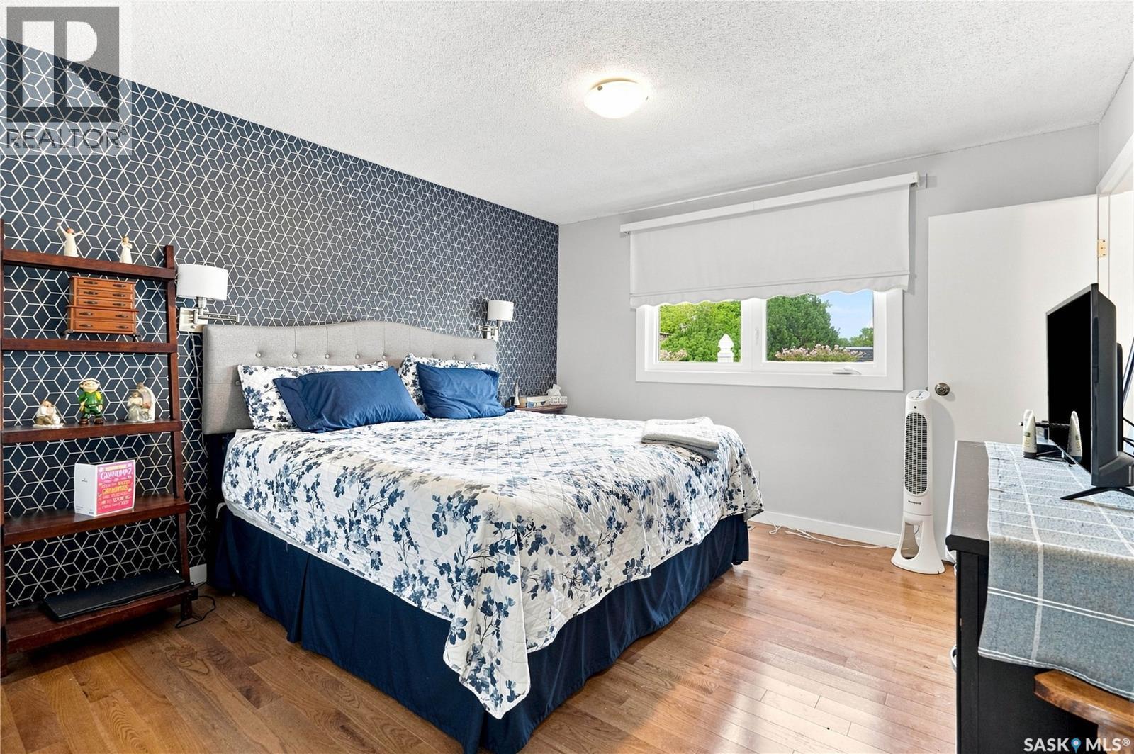 2 Springstein Avenue, Regina, SK - Indoor Photo Showing Bedroom