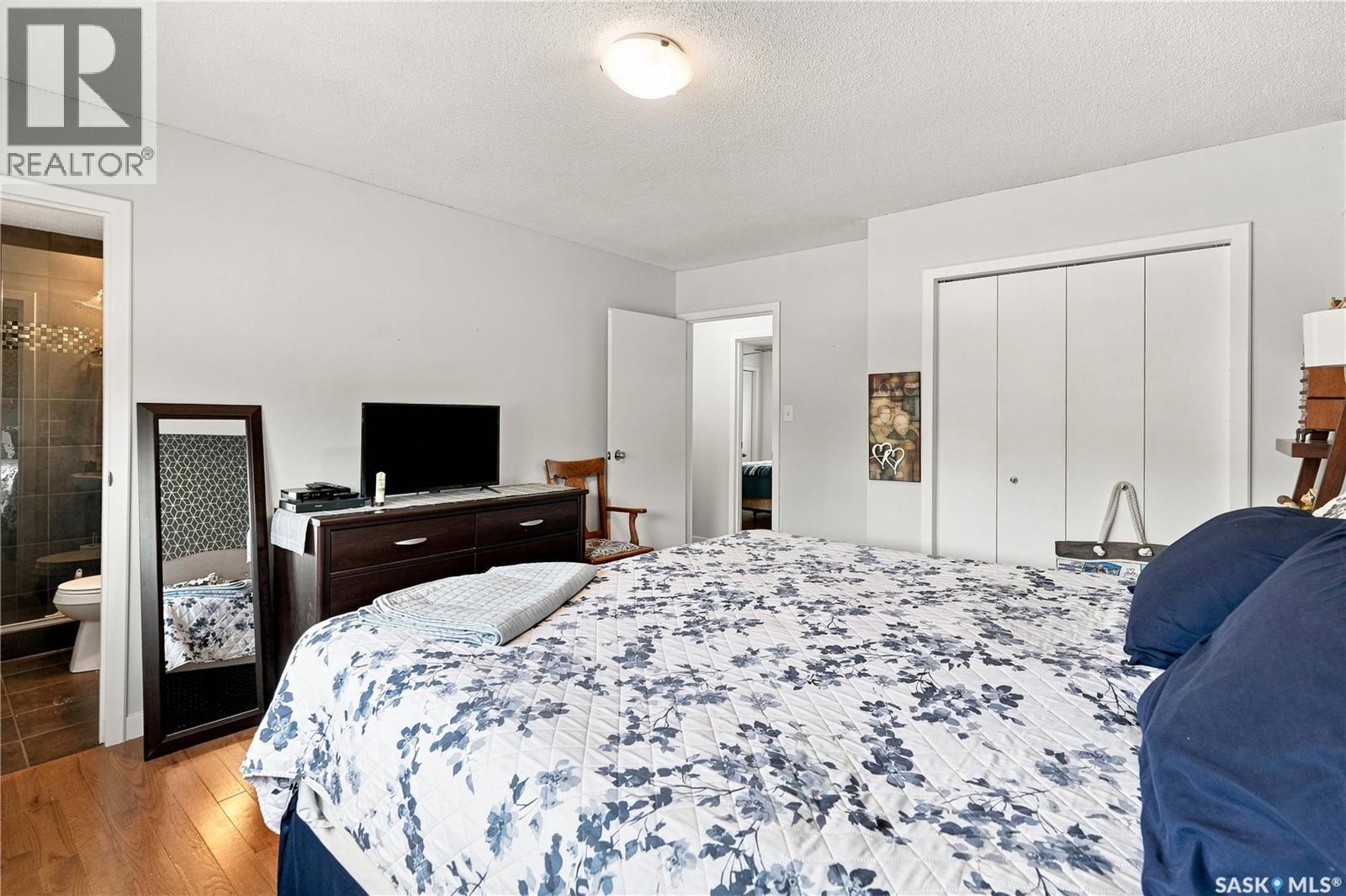 2 Springstein Avenue, Regina, SK - Indoor Photo Showing Bedroom