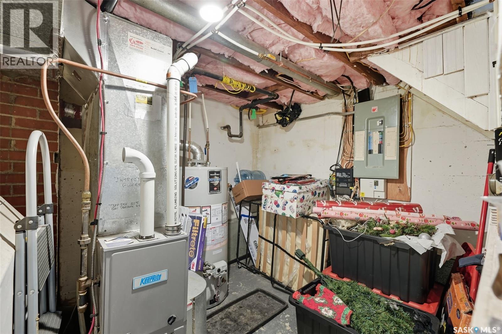 416 Taylor Street W, Saskatoon, SK - Indoor Photo Showing Basement