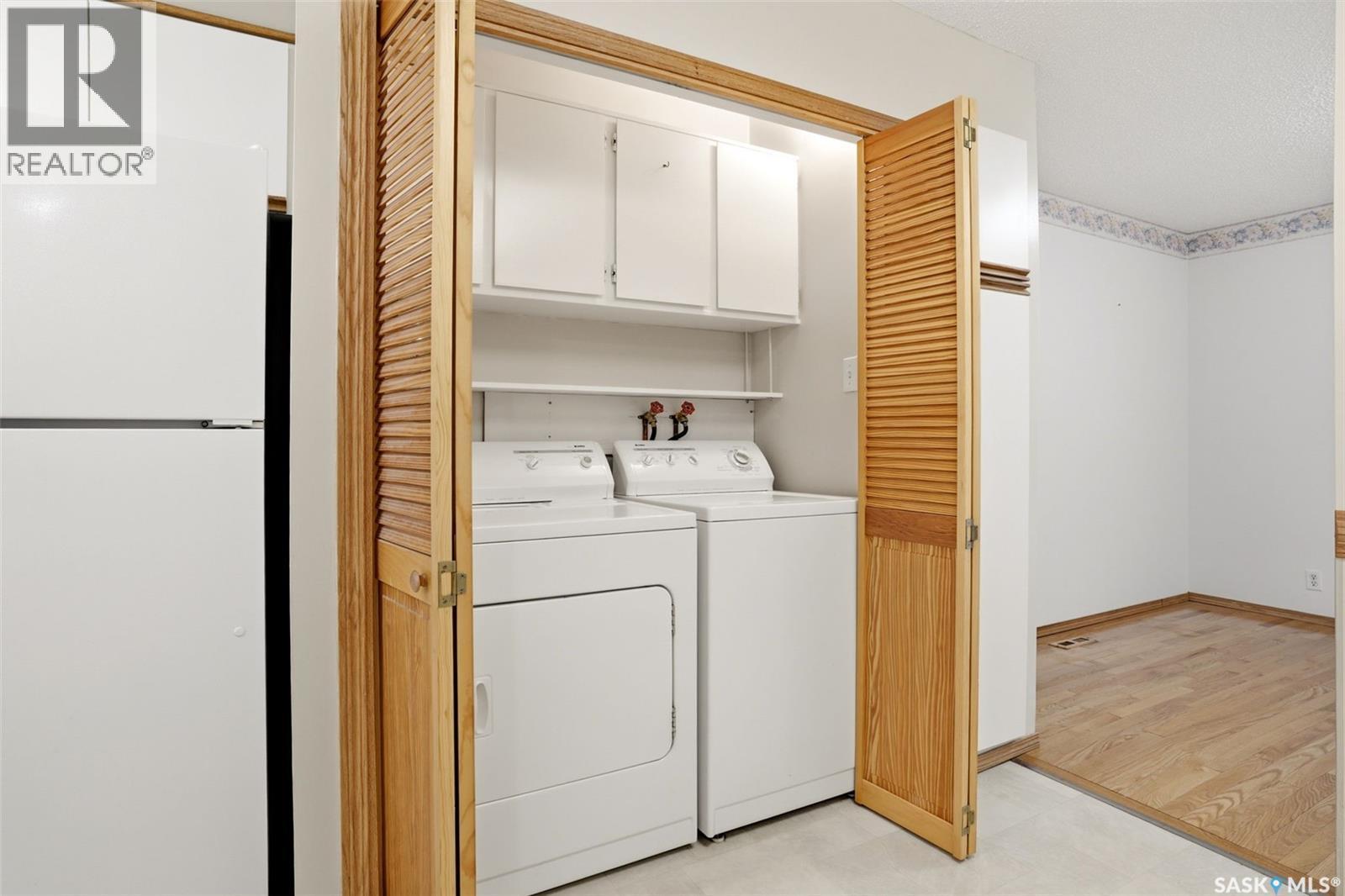 246 Plainsview Drive, Regina, SK - Indoor Photo Showing Laundry Room