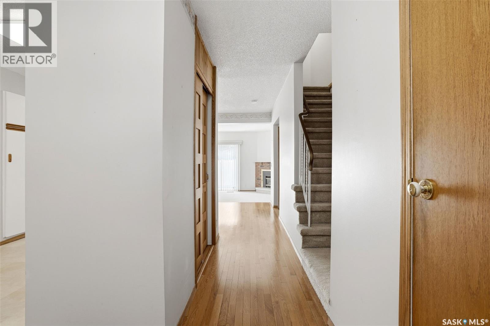 246 Plainsview Drive, Regina, SK - Indoor Photo Showing Other Room