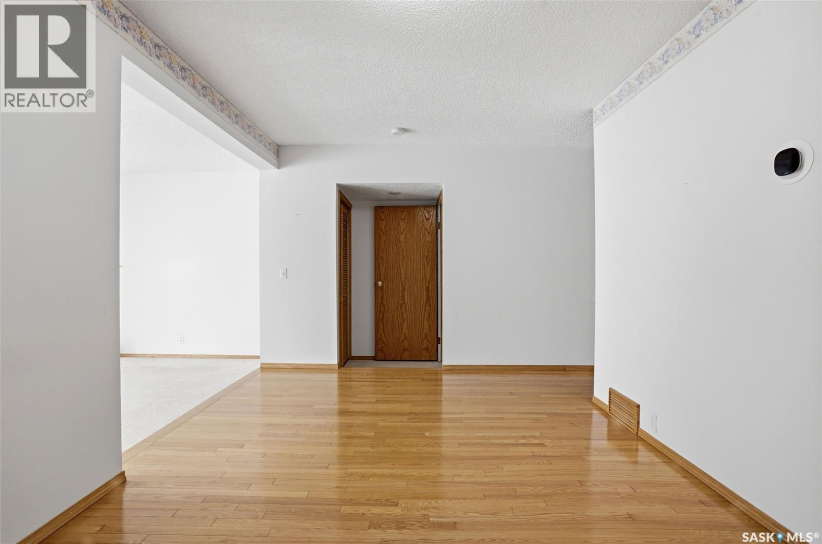 246 Plainsview Drive, Regina, SK - Indoor Photo Showing Other Room