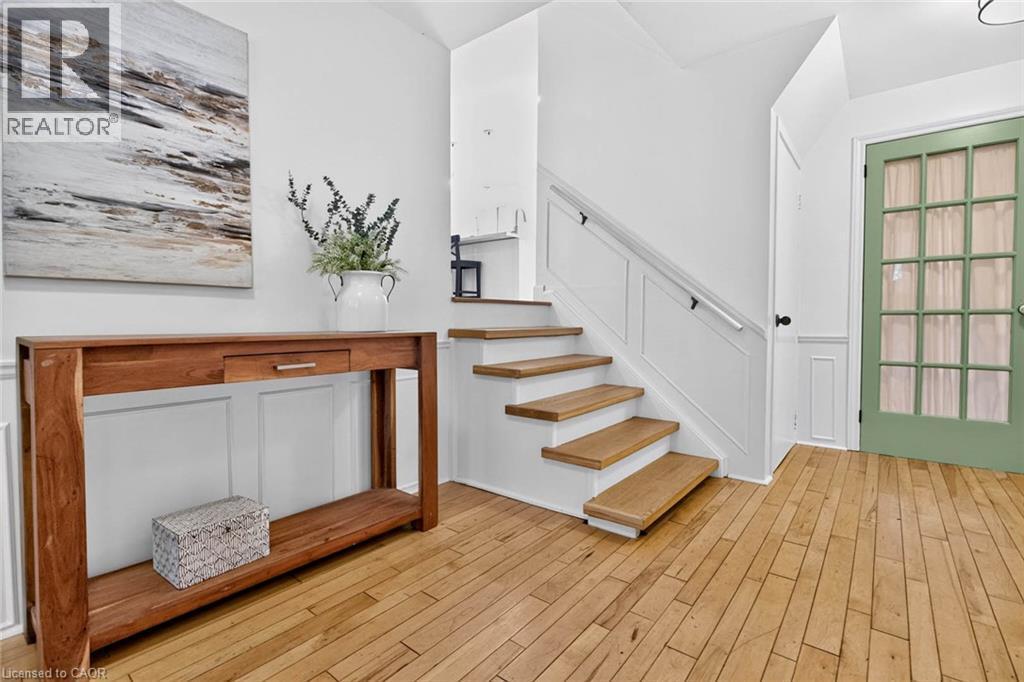 516 Kenmarr Crescent, Burlington, ON - Indoor Photo Showing Other Room