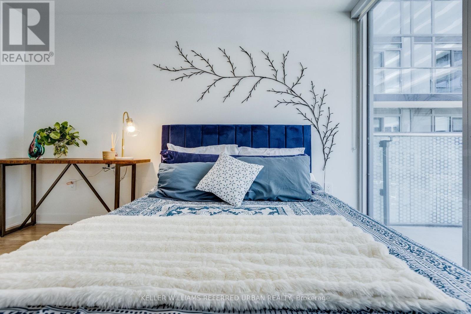1635 - 135 Lower Sherbourne Street, Toronto, ON - Indoor Photo Showing Bedroom