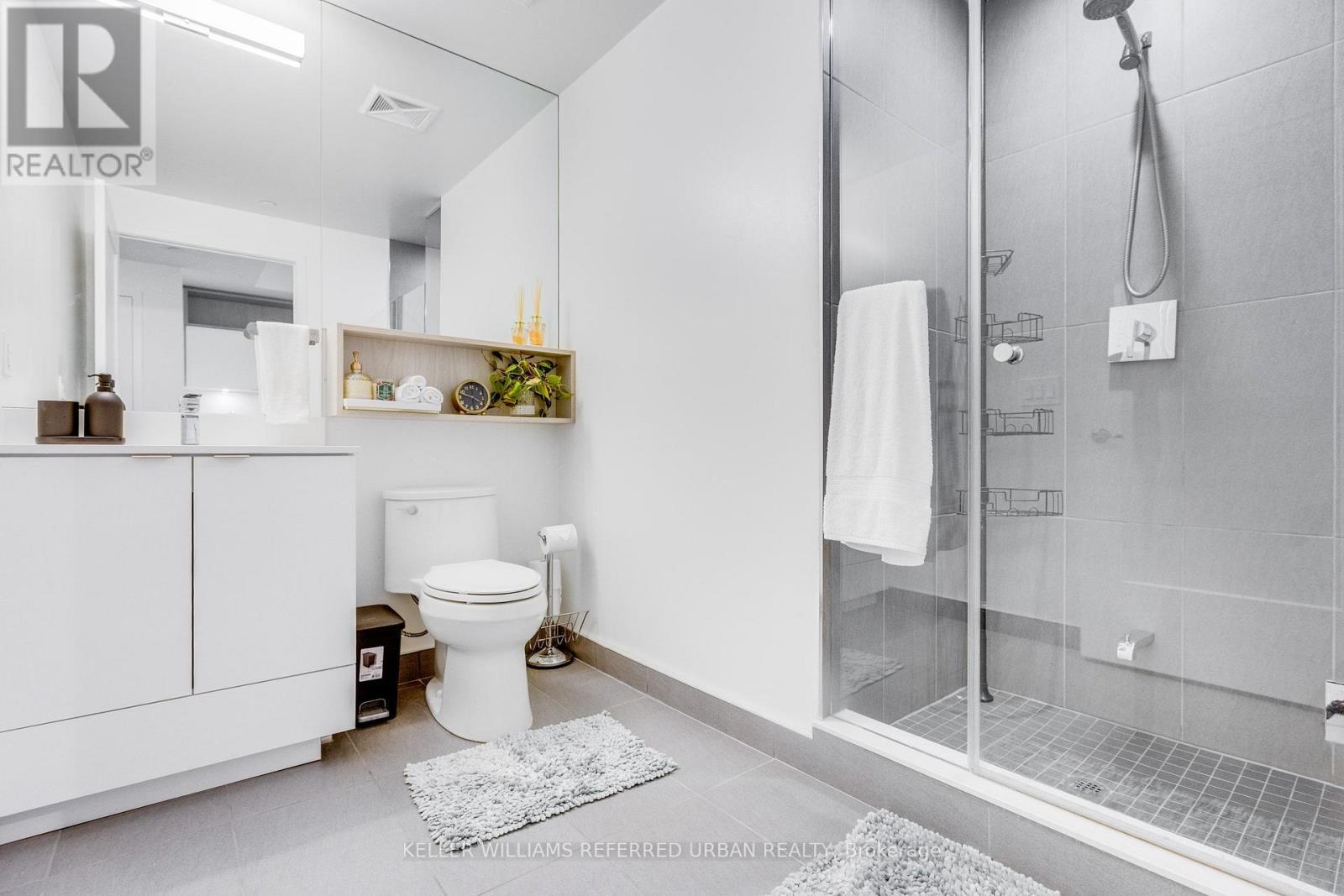 1635 - 135 Lower Sherbourne Street, Toronto, ON - Indoor Photo Showing Bathroom