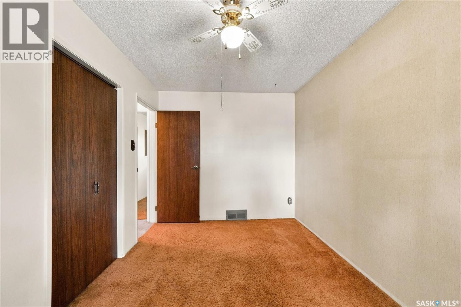 125 Arnason Crescent, Saskatoon, SK - Indoor Photo Showing Other Room