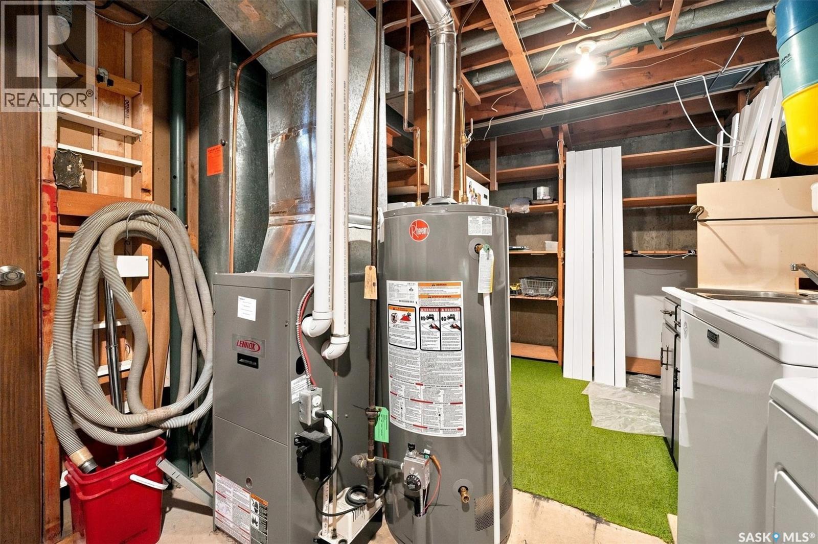 125 Arnason Crescent, Saskatoon, SK - Indoor Photo Showing Basement