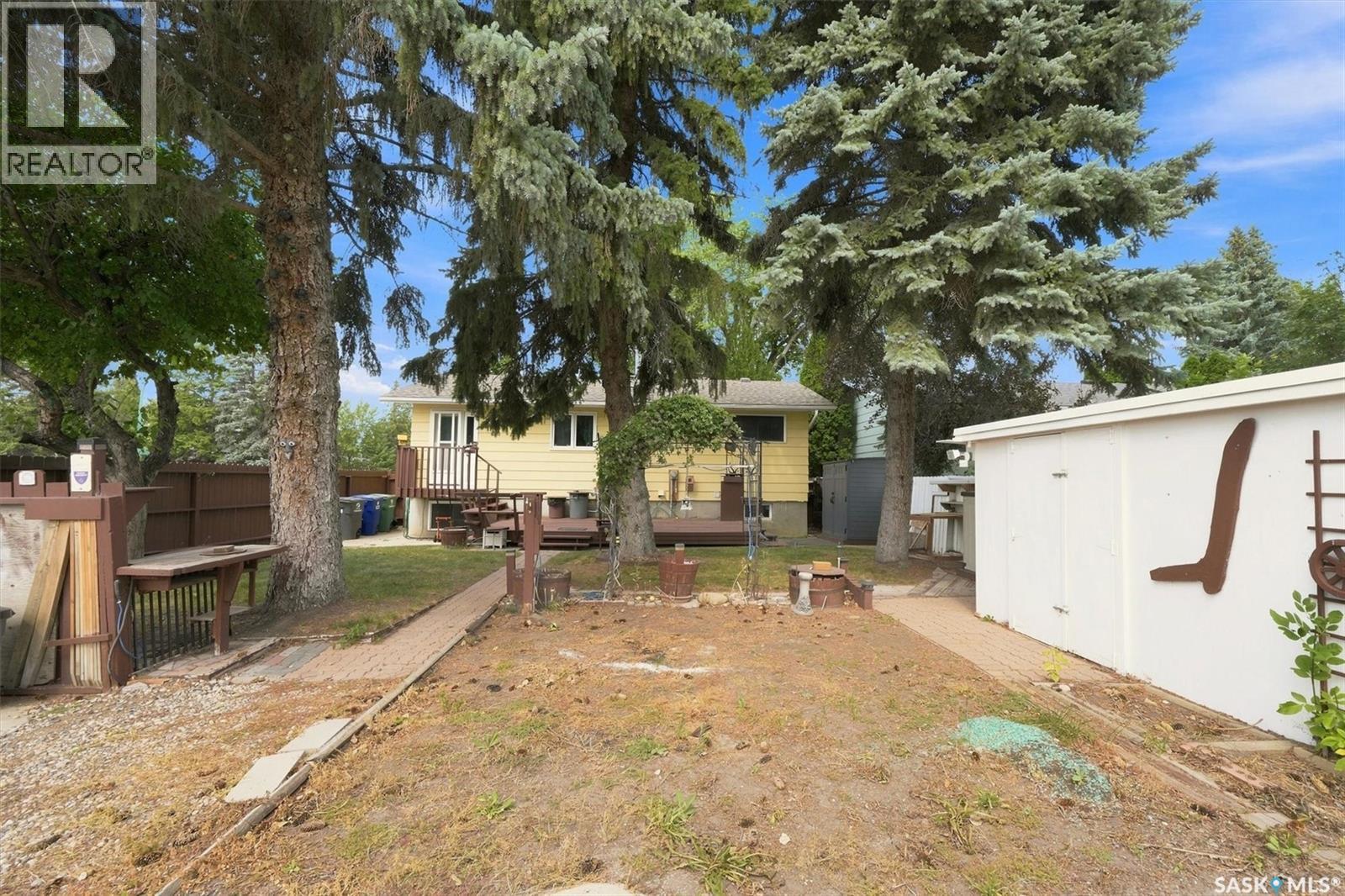 125 Arnason Crescent, Saskatoon, SK - Outdoor