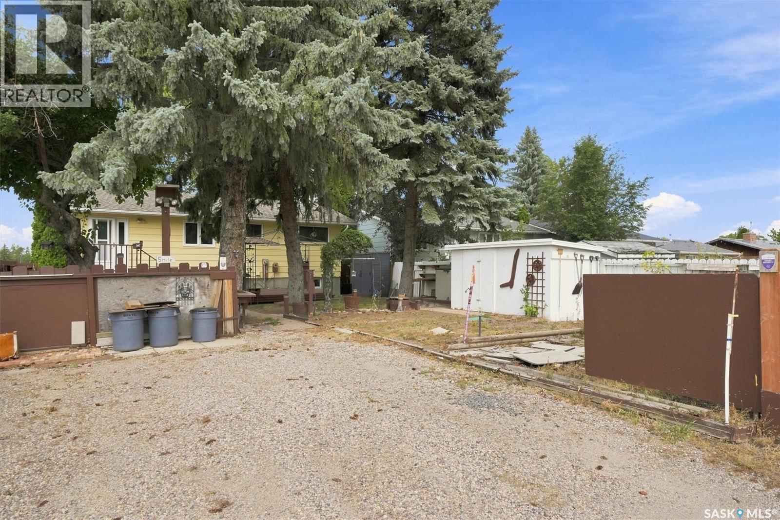125 Arnason Crescent, Saskatoon, SK - Outdoor