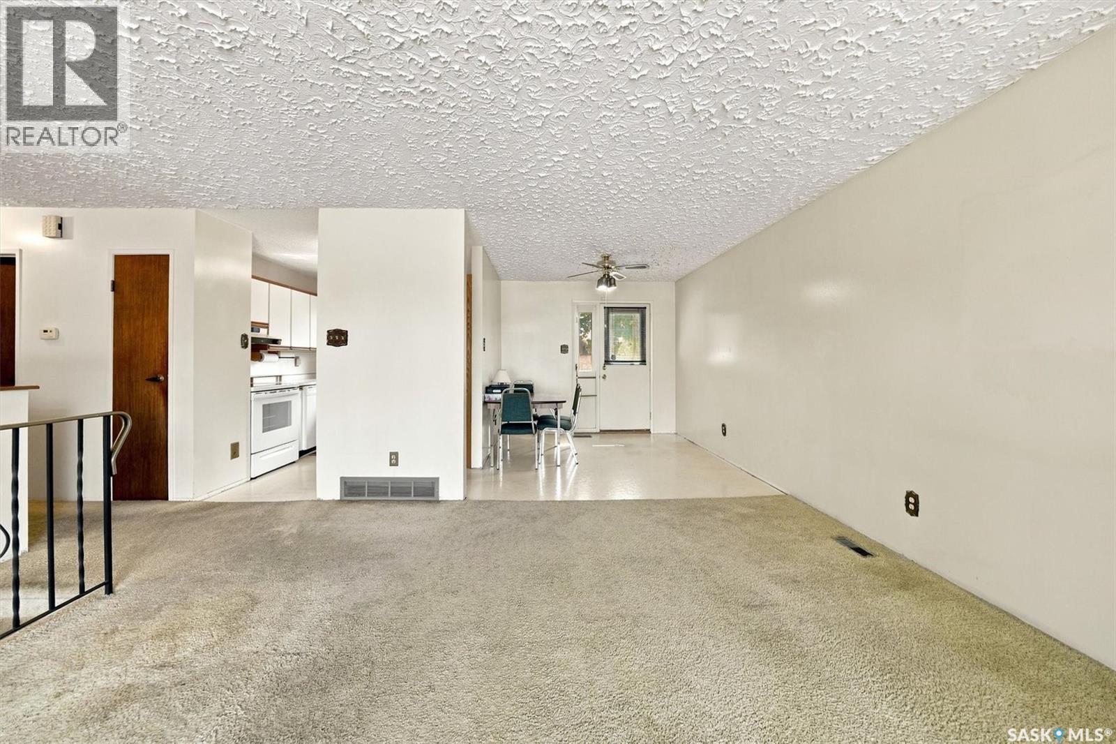 125 Arnason Crescent, Saskatoon, SK - Indoor Photo Showing Other Room
