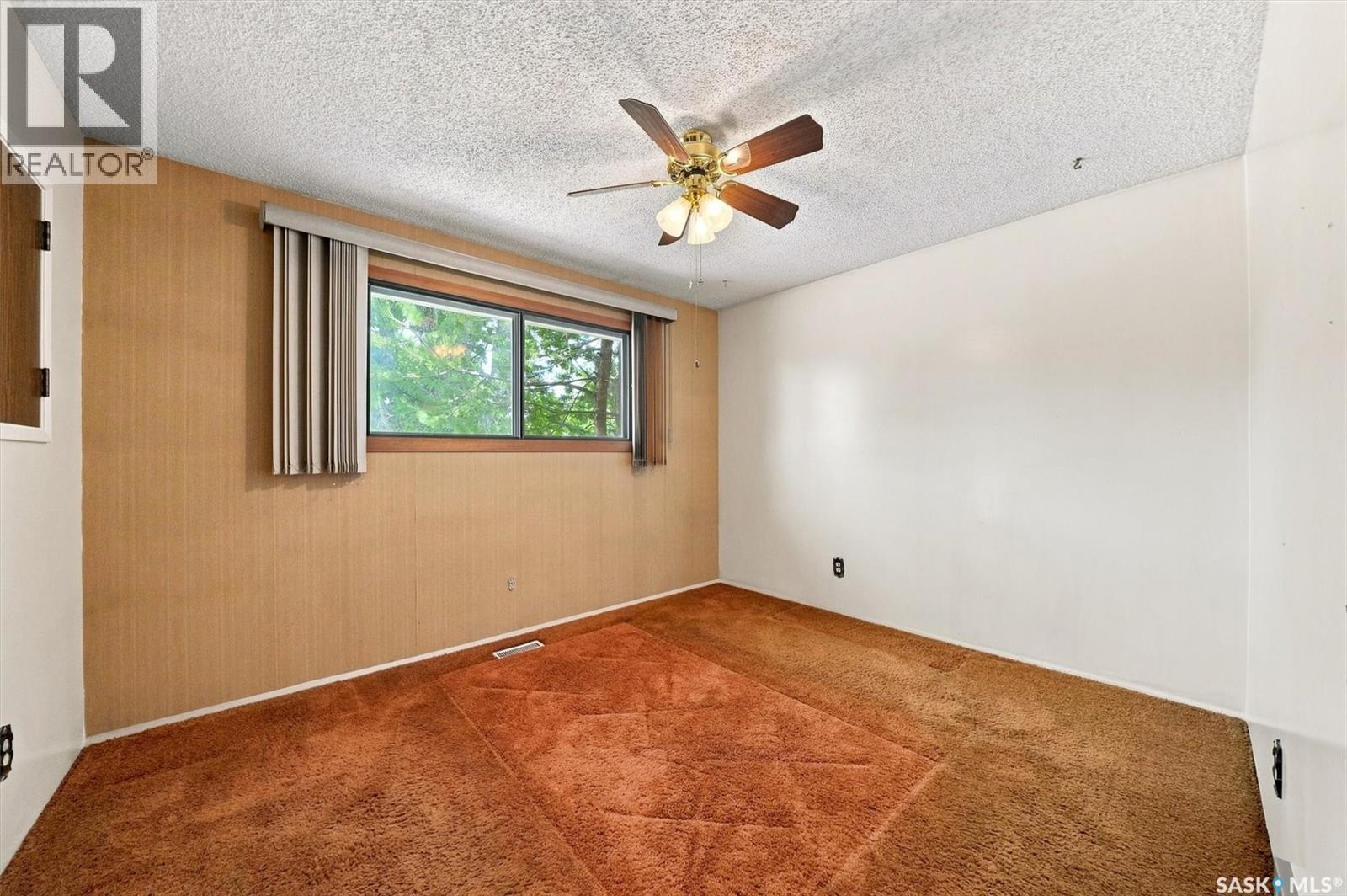 125 Arnason Crescent, Saskatoon, SK - Indoor Photo Showing Other Room