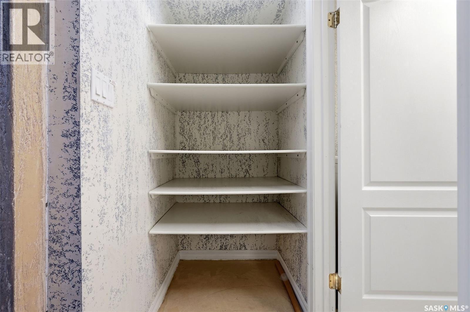 2242 Angus Street, Regina, SK - Indoor With Storage