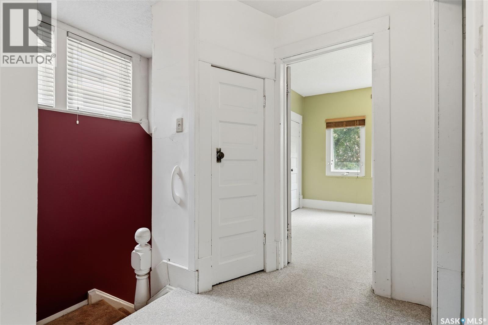 2242 Angus Street, Regina, SK - Indoor