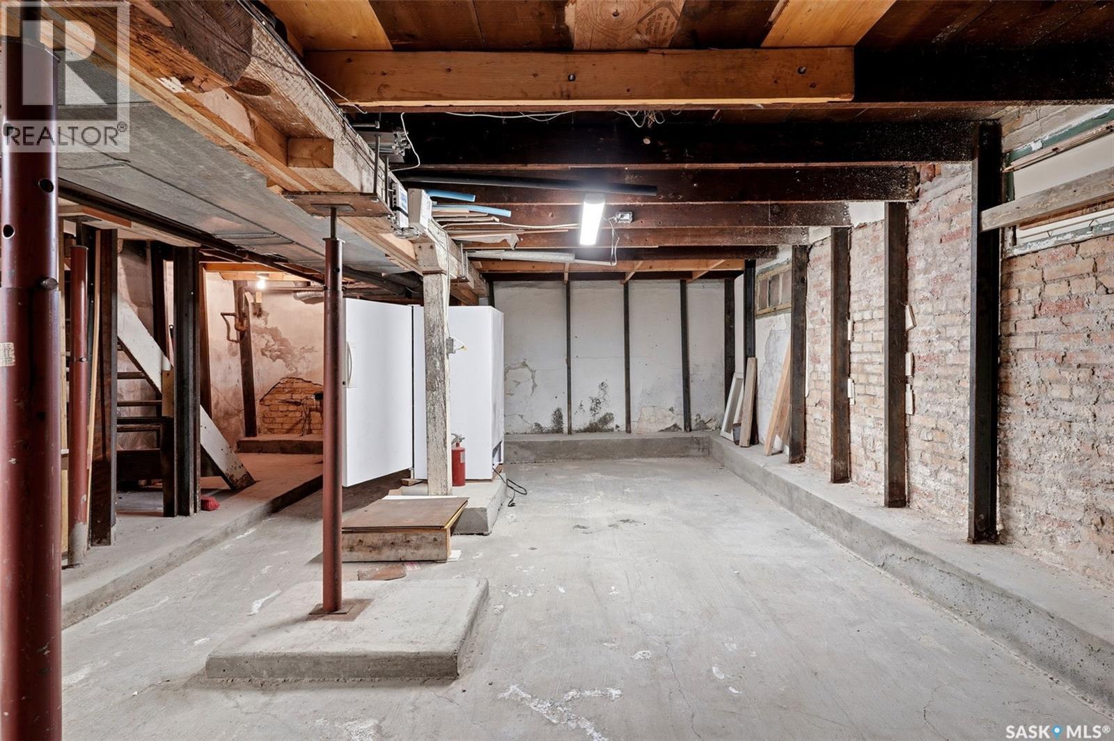 2242 Angus Street, Regina, SK - Indoor Photo Showing Basement