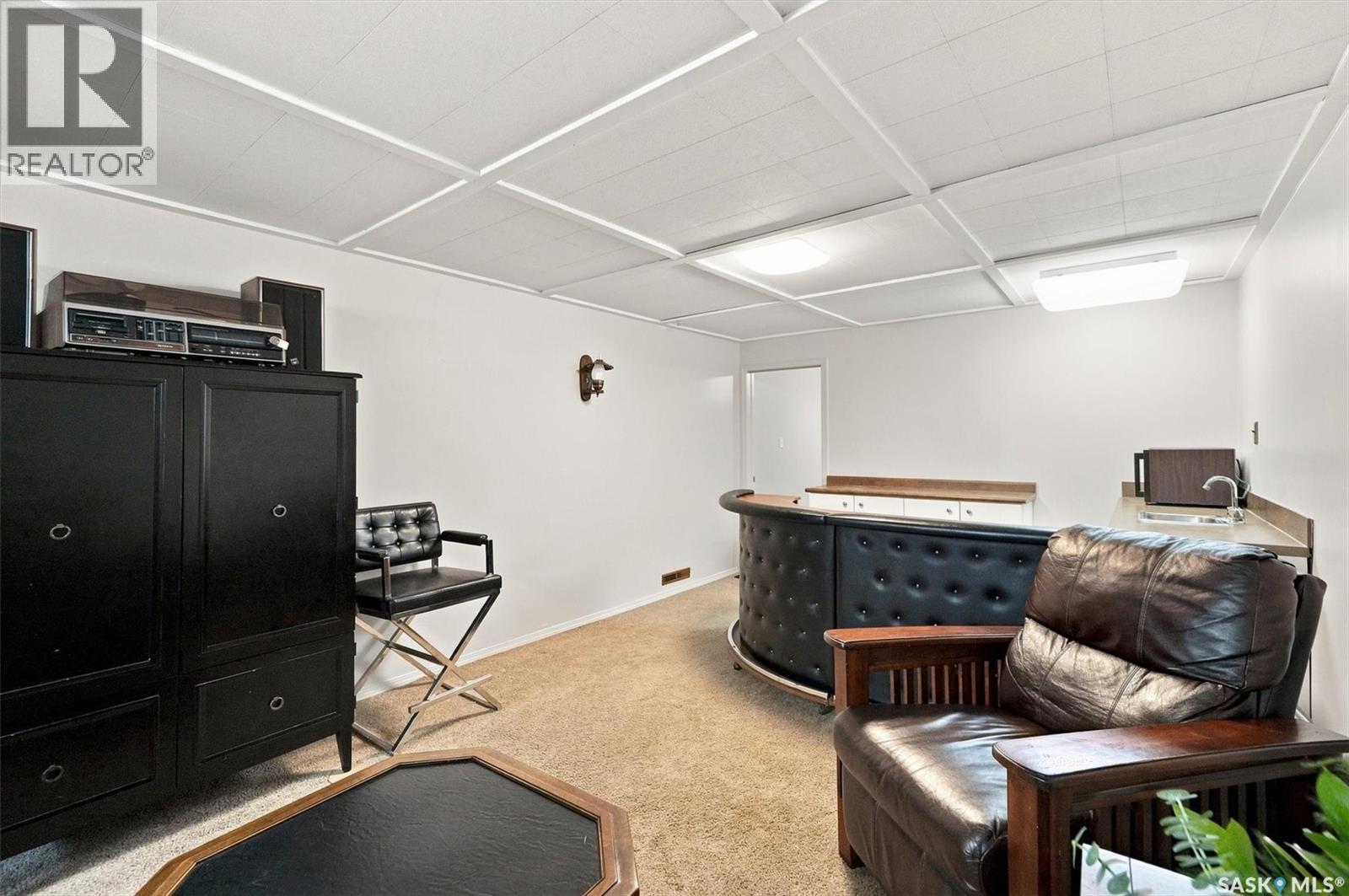 1621 Edward Avenue, Saskatoon, SK - Indoor