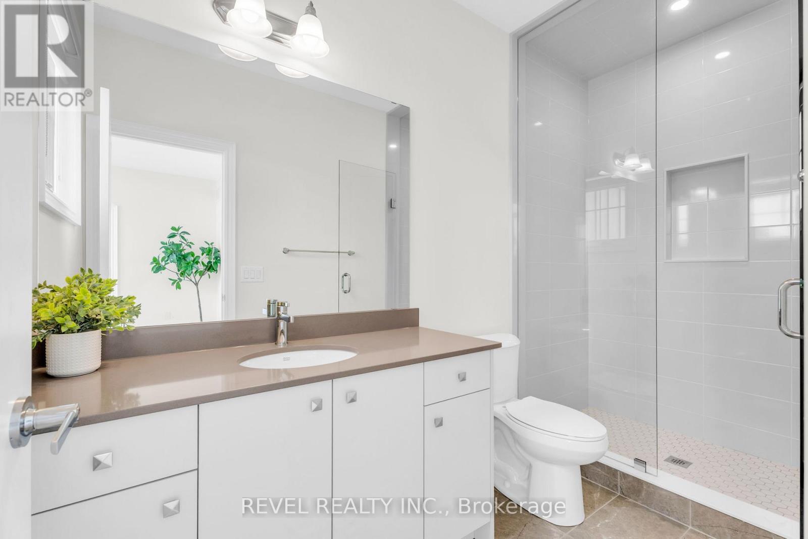36 Ewing Way, Amaranth, ON - Indoor Photo Showing Bathroom