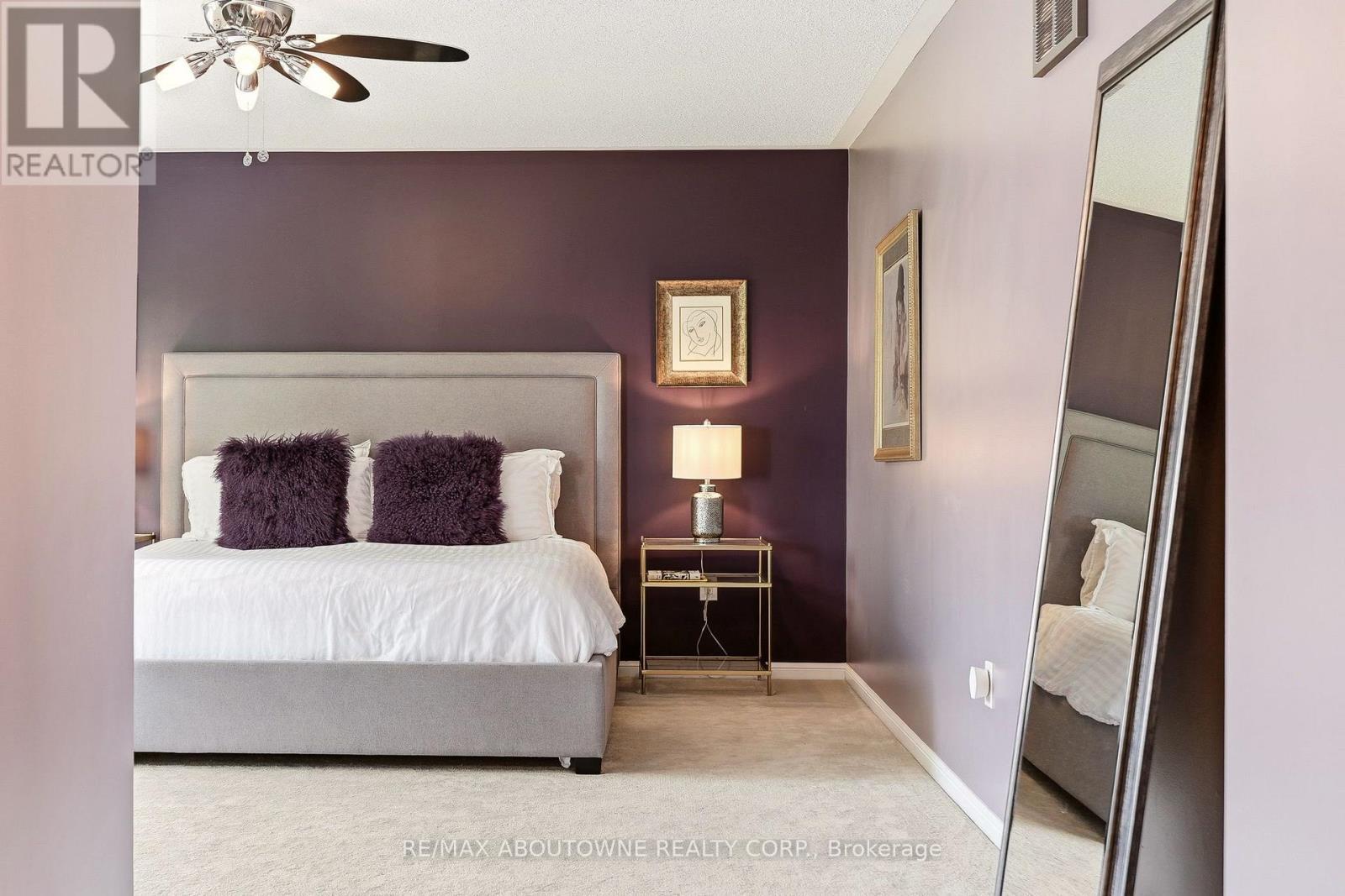 536 Cusick Circle, Milton, ON - Indoor Photo Showing Bedroom