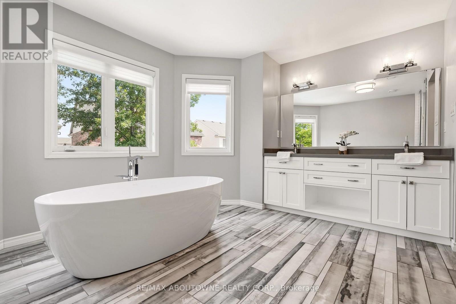 536 Cusick Circle, Milton, ON - Indoor