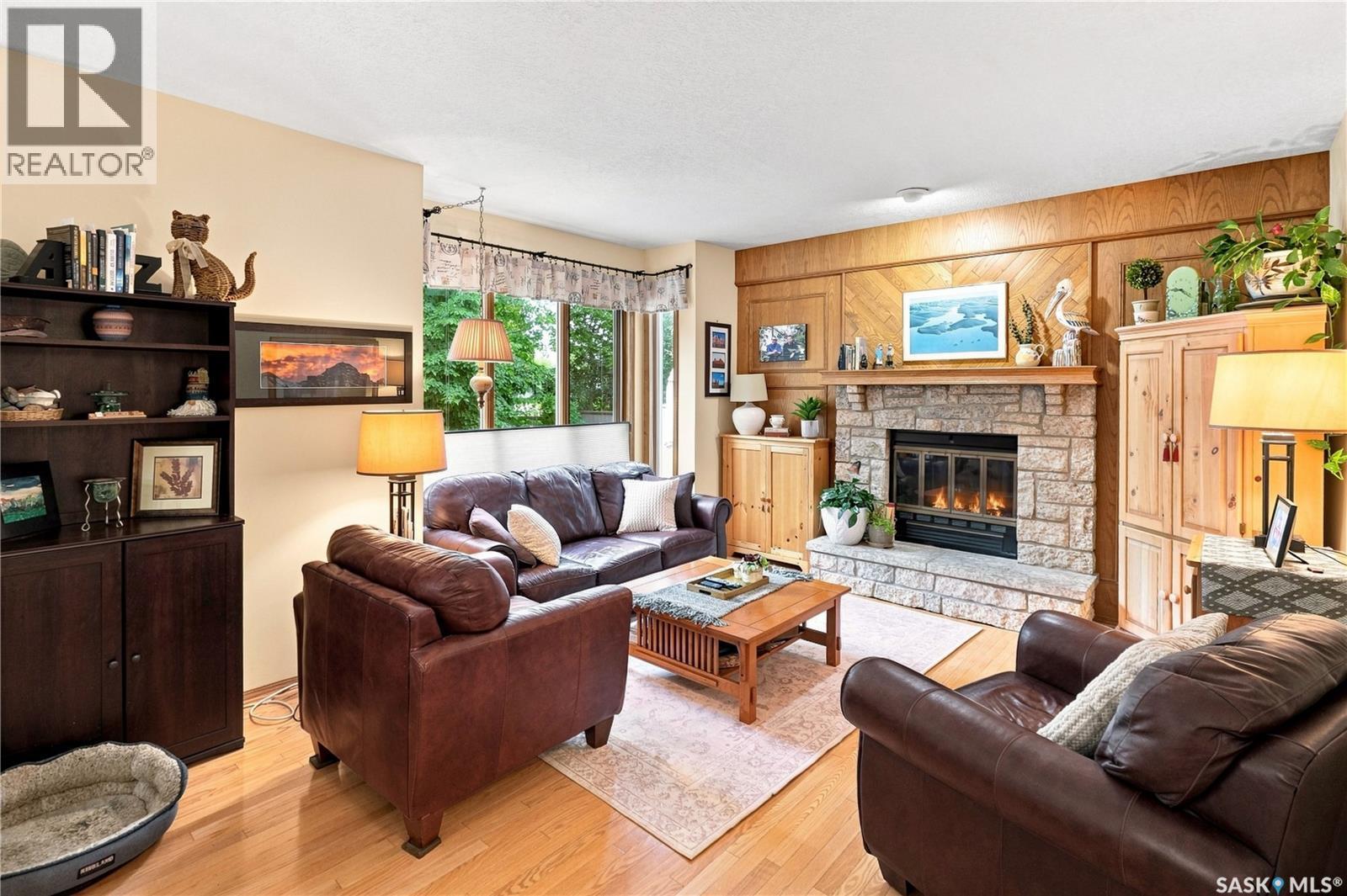 6723 Maple Ridge Drive, Regina, SK - Indoor Photo Showing Living Room With Fireplace