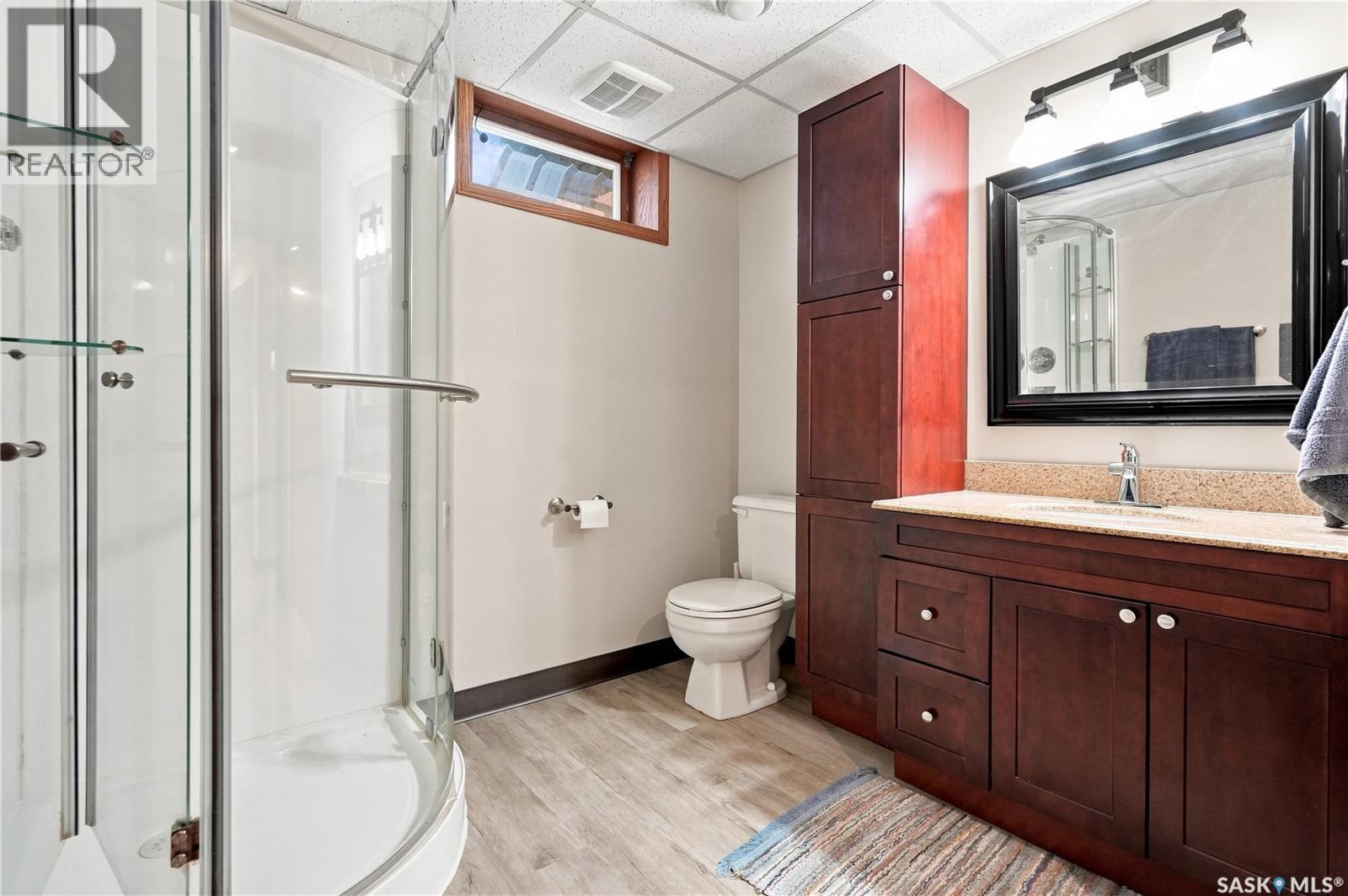 6723 Maple Ridge Drive, Regina, SK - Indoor Photo Showing Bathroom
